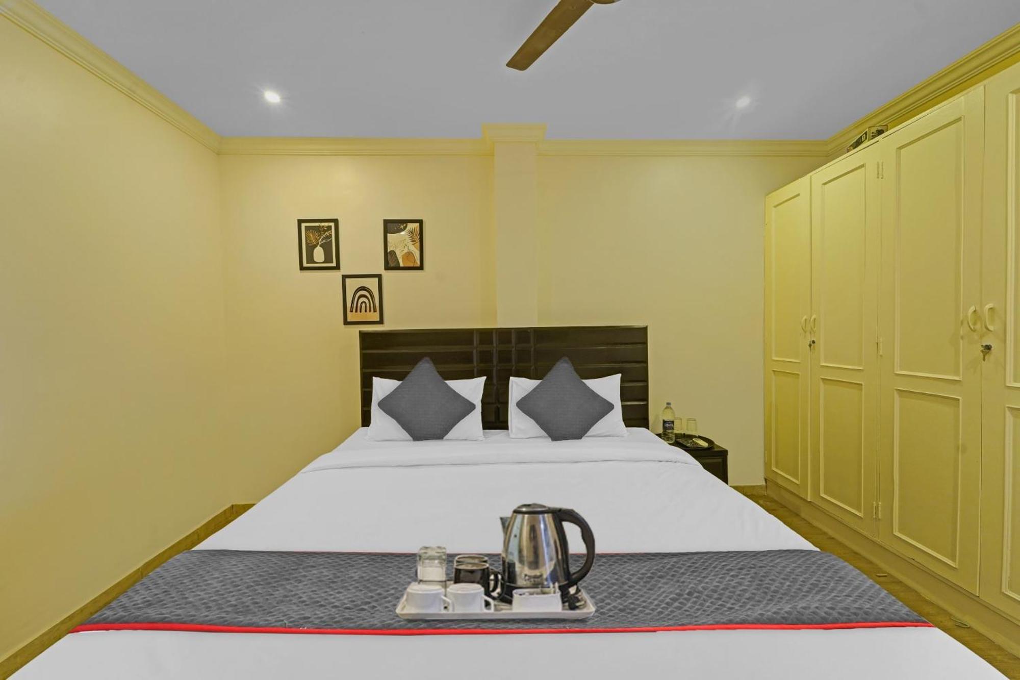 Townhouse Fantasea Hotels Near Omr Chennai Exterior foto